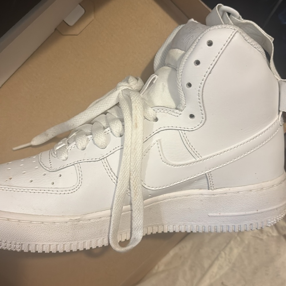 Grade school Air Force 1 high Sz 6.5